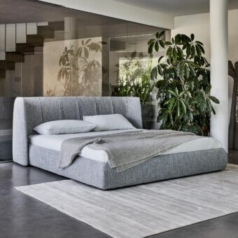 Distinguished Bonaldo Basket bed with textured matte gray textile upholstery and anthracite gray painted wood feet