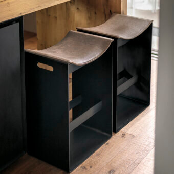 Barney Stool