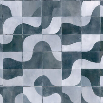 Elegant Wall&Decò Cinnamon Shadows Outdoor wallpaper with a geometric grid in dark teal and white fiberglass fabric with a protective finish