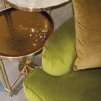 25-1004 Side Table