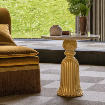25-1006 Side Table