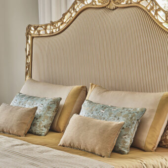 3710 Double Bed