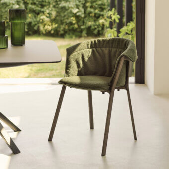 Compas Armchair