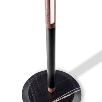 Linea Uno Floor Lamp
