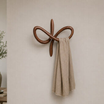 Vértigo Coat Rack