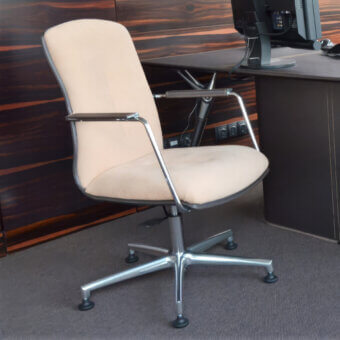 Luxury Codutti Genesis Soft office armchair in cream saddle-stitched regenerated leather with polished aluminum base