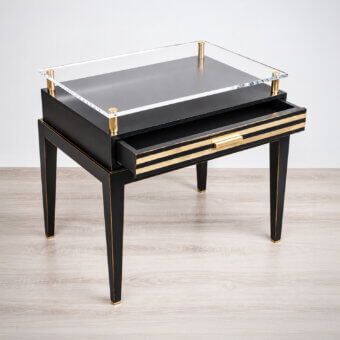 Luxury Selezioni Domus Anni ’50 make up table with matte black wood structure satin gold-tone metal accents transparent top